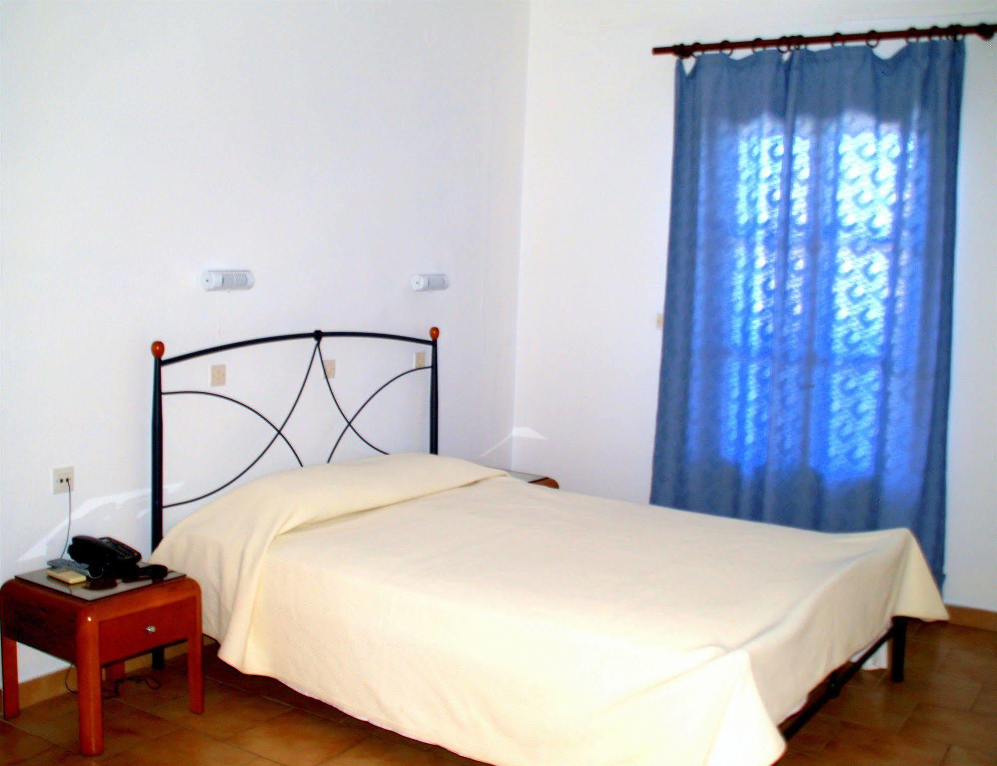 Blue Bay Hotel Skala  Luaran gambar