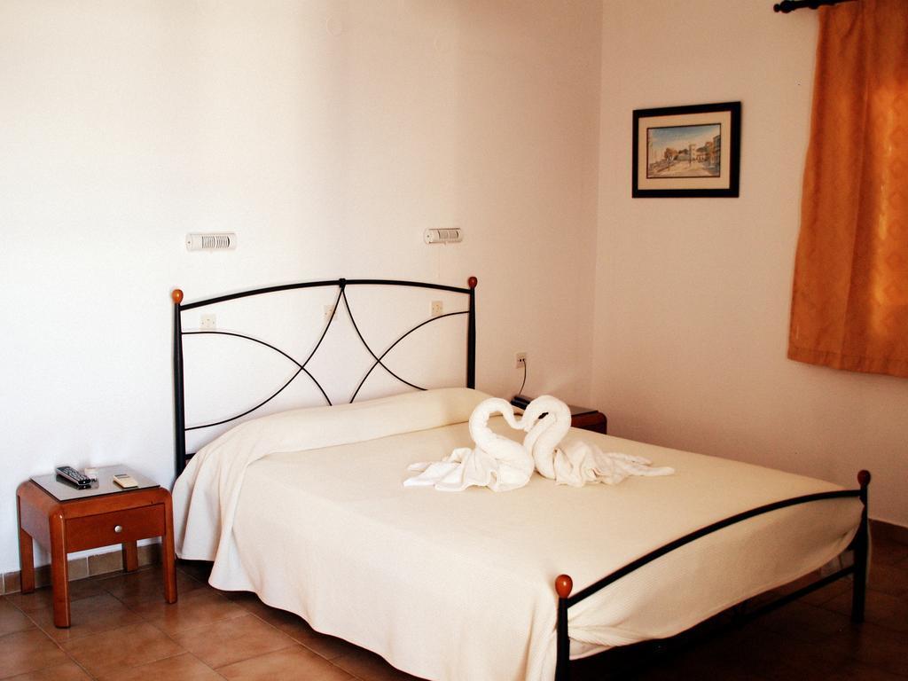 Blue Bay Hotel Skala  Luaran gambar